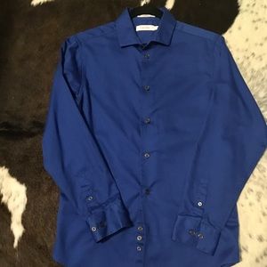 Calvin Klein boys/young men’s button down shirt